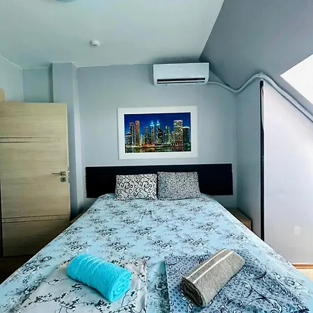 דירה Joy Station 2